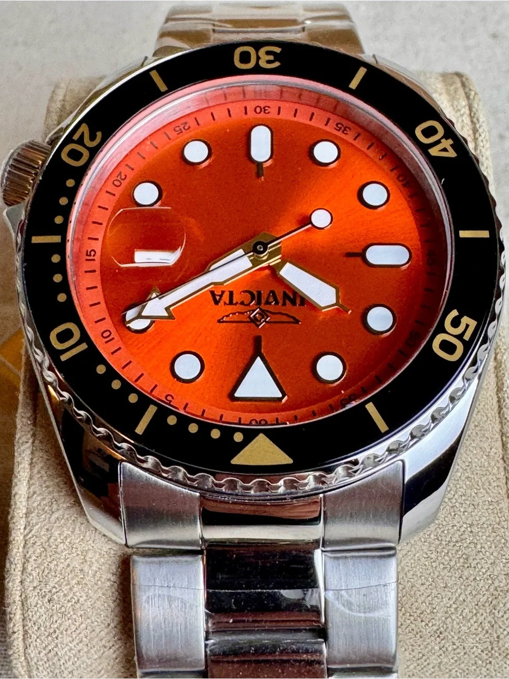 Invicta Pro Diver Orange Dial Black Bezel 46mm Quartz Watch 47159 NWT